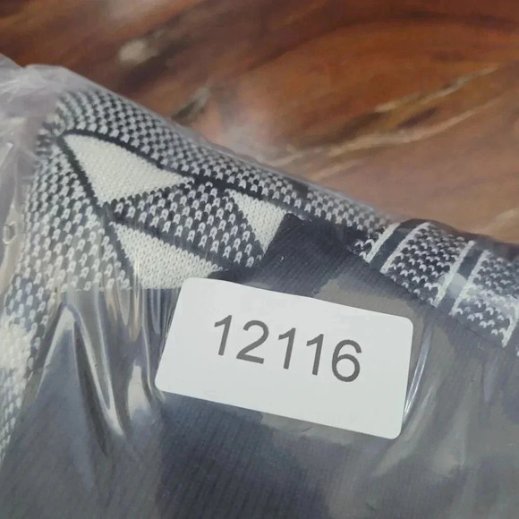 Michael Irvin XL Geometric Patterned Cardigan Jacket Acrylic Blend  5CT - Picture 8 of 8